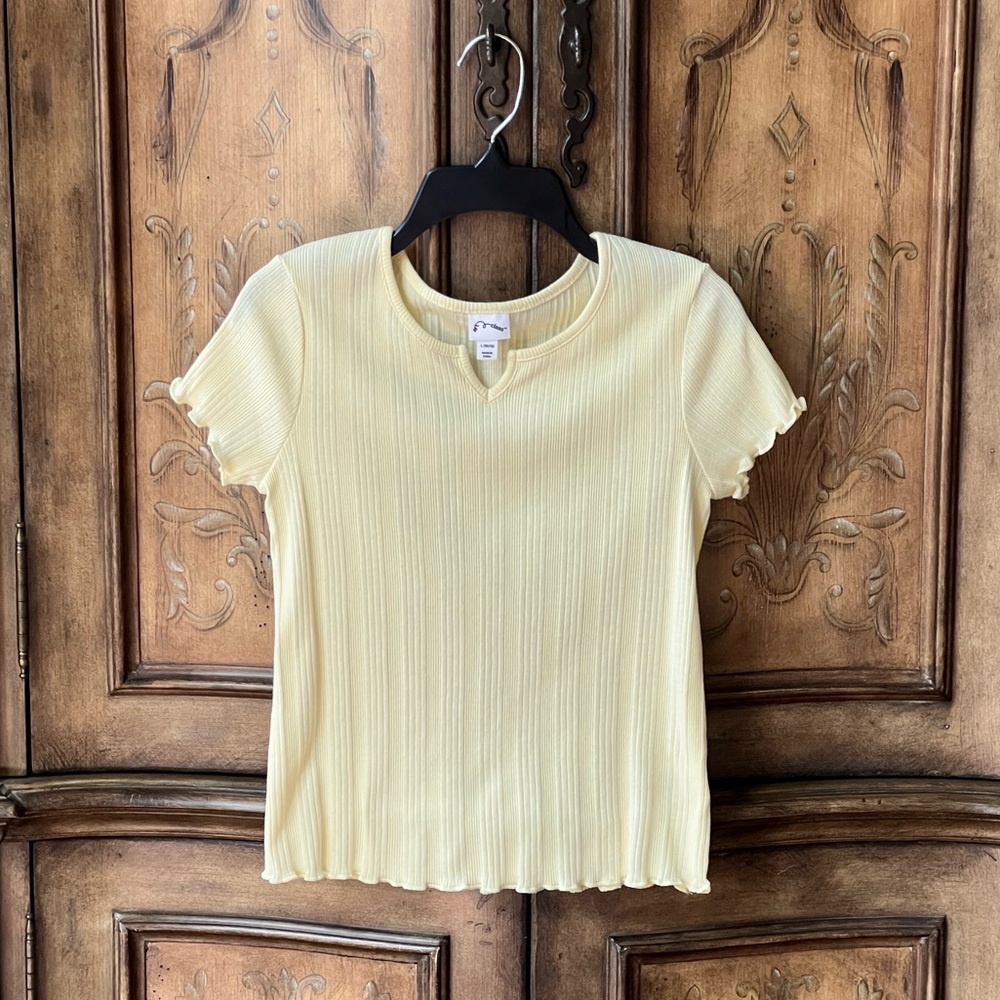 Art Class Girls Ribbed Pastel Yellow Tee Lettuce Hem Short Sleeve NWOT Sz 10/12